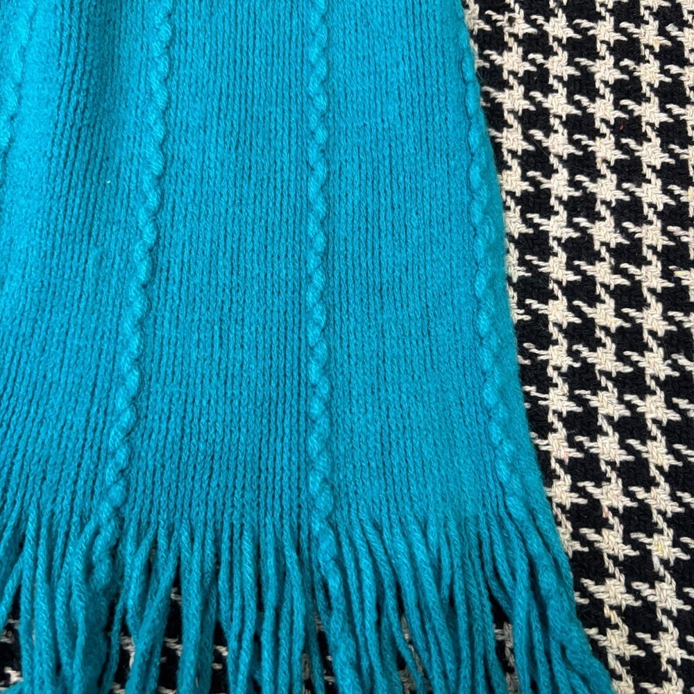 Scarf Bundle - Picture 4 of 11